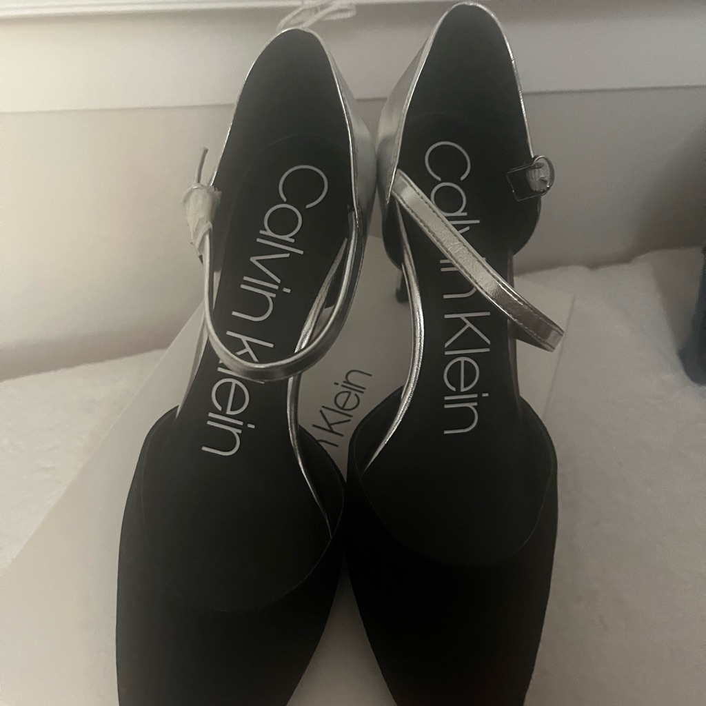 Brand New Calvin Klein Pumps
